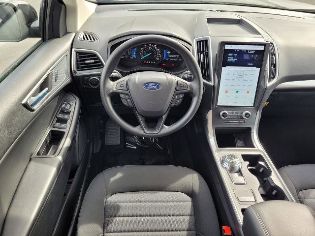 New 2024 Ford Edge SE w/ Black Appearance Package AWD/4WD image 10