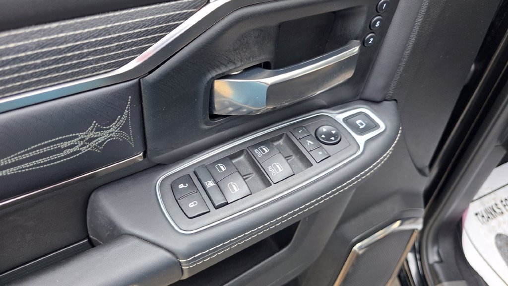 Used 2021 RAM 2500 Limited w/ Body Color Bumper Group AWD/4WD image 22