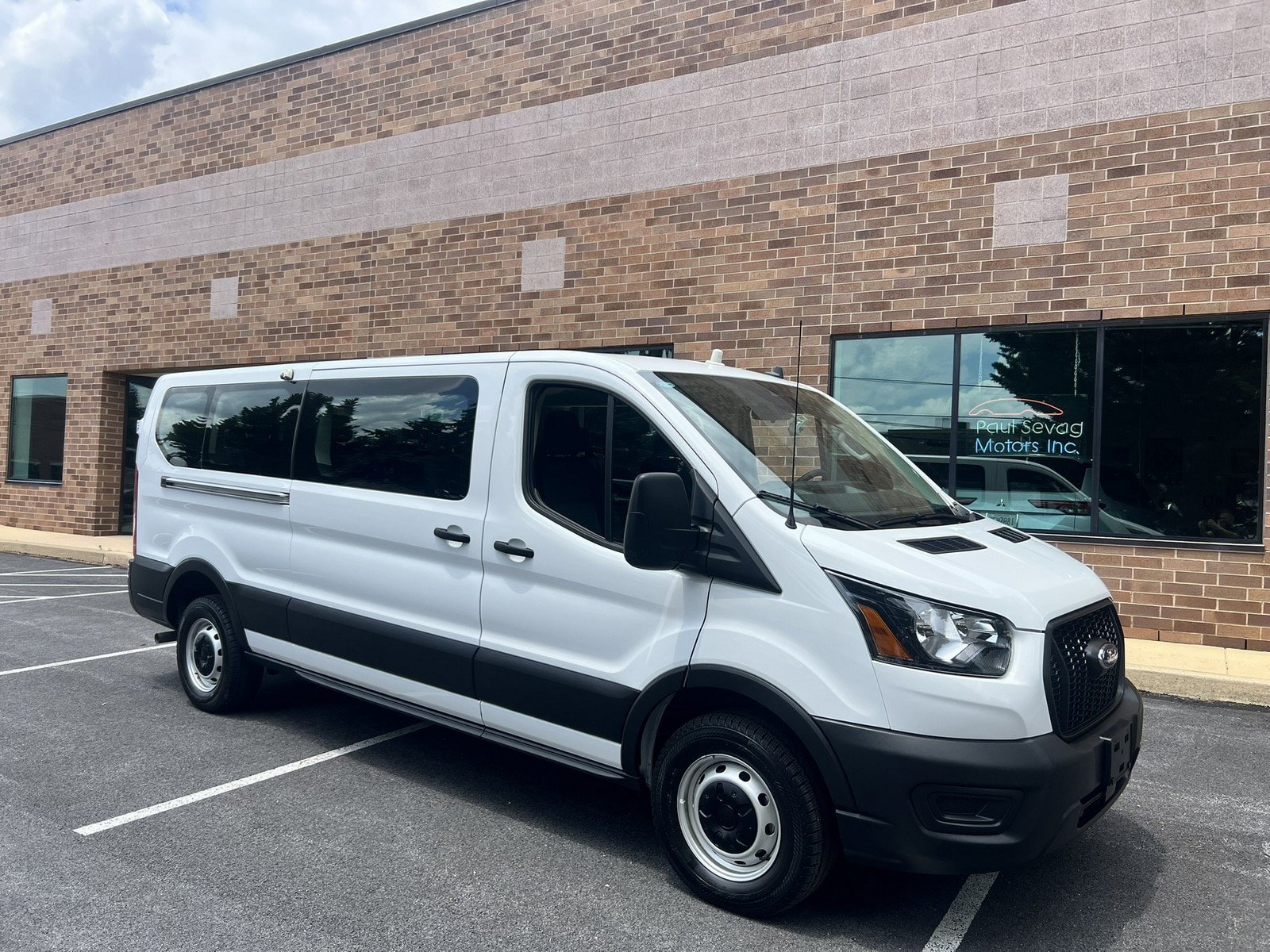 Used 2024 Ford Transit 350 XL RWD image 90
