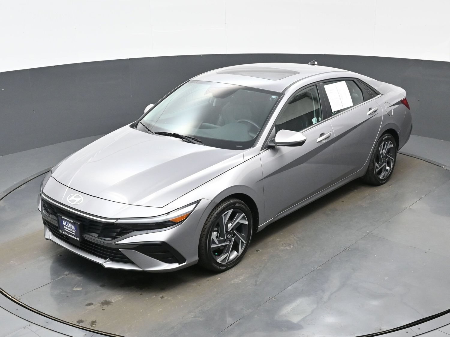 Used 2025 Hyundai Elantra Limited FWD image 33