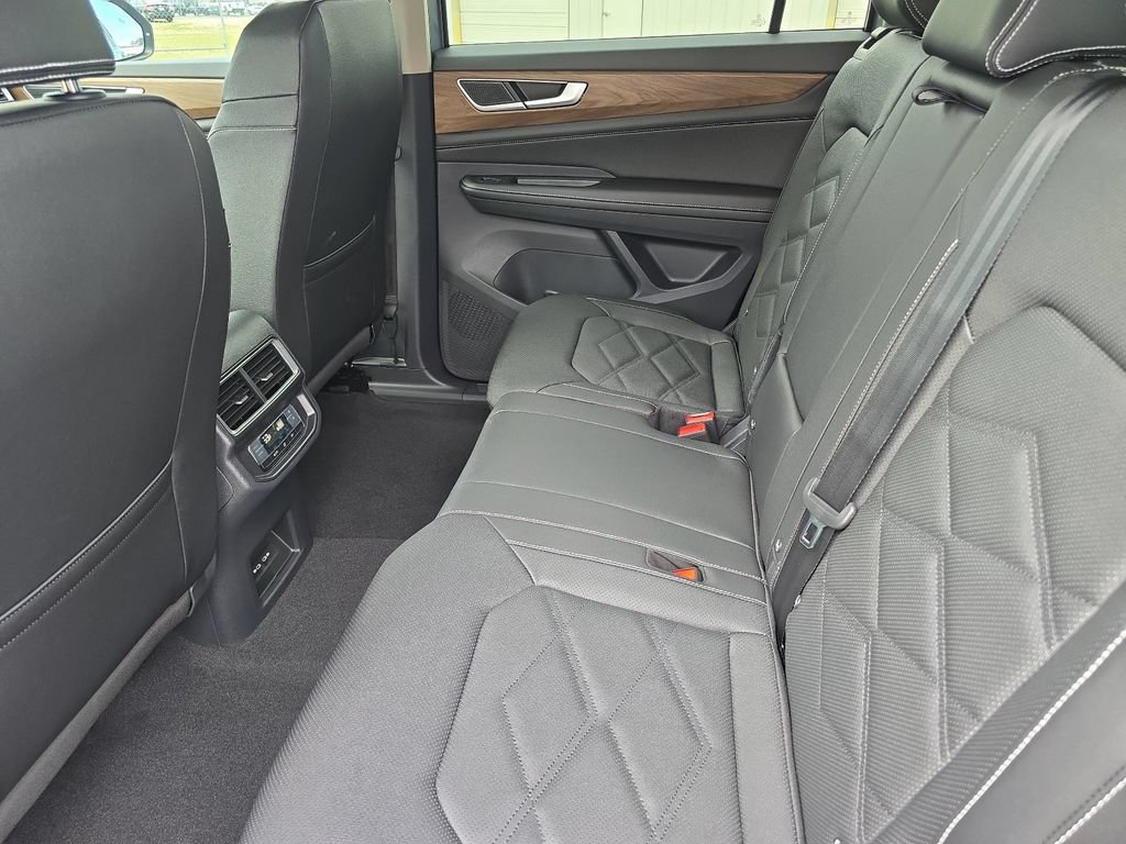 New 2026 Volkswagen Atlas SE AWD/4WD image 35