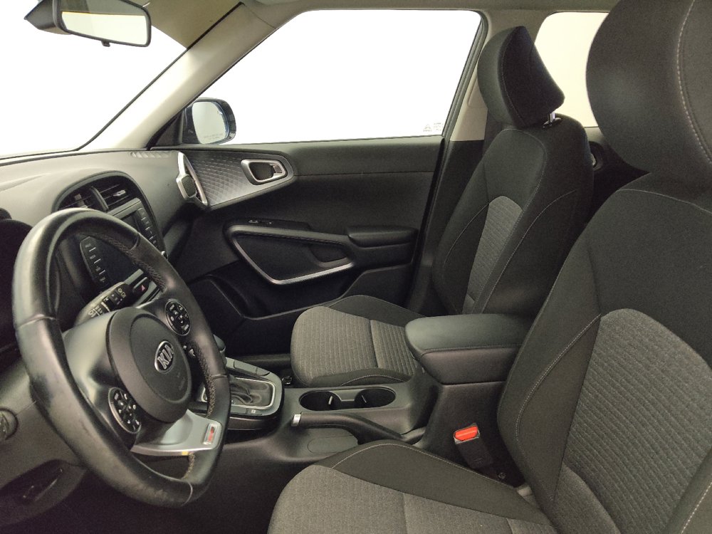 Used 2021 Kia Soul GT-Line FWD image 17