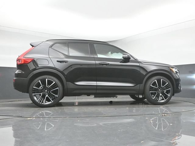 New 2026 Volvo XC40 B5 Ultra w/ Protection Package Premier AWD/4WD image 43