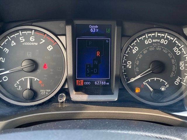 Used 2019 Toyota Tacoma TRD Off-Road w/ Technology Package AWD/4WD image 23