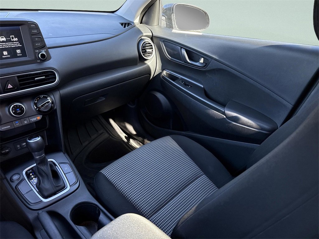 Used 2018 Hyundai Kona SE image 27