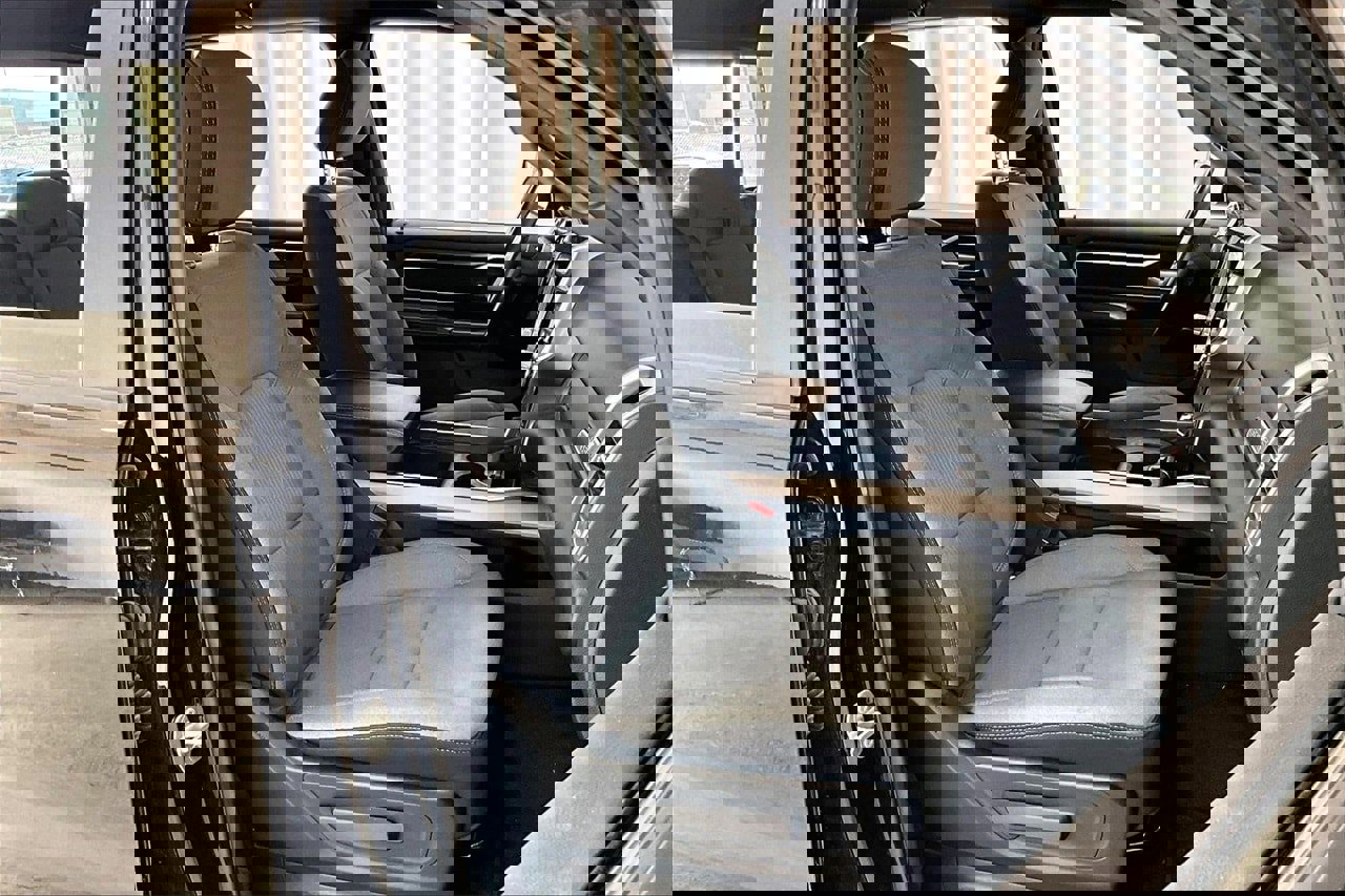 Used 2023 RAM 1500 Lone Star image 16