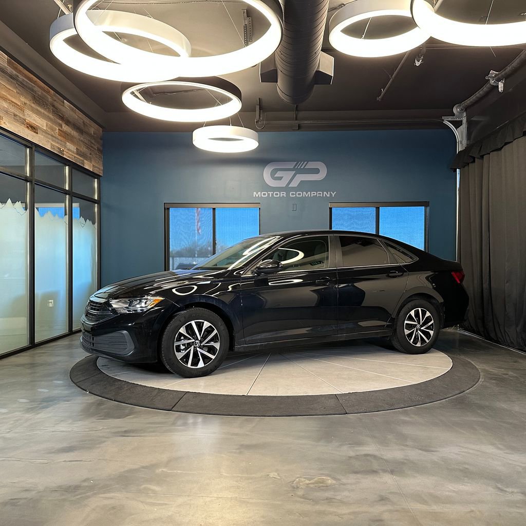 Used 2023 Volkswagen Jetta S FWD image 7
