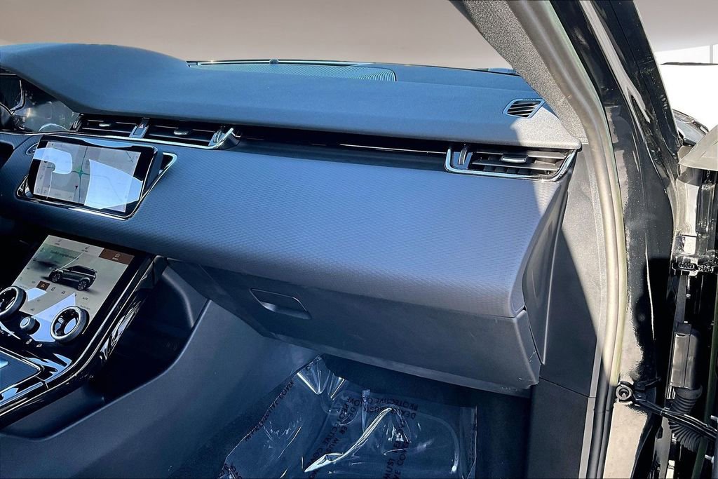 Certified 2023 Land Rover Range Rover Evoque R-Dynamic S image 24