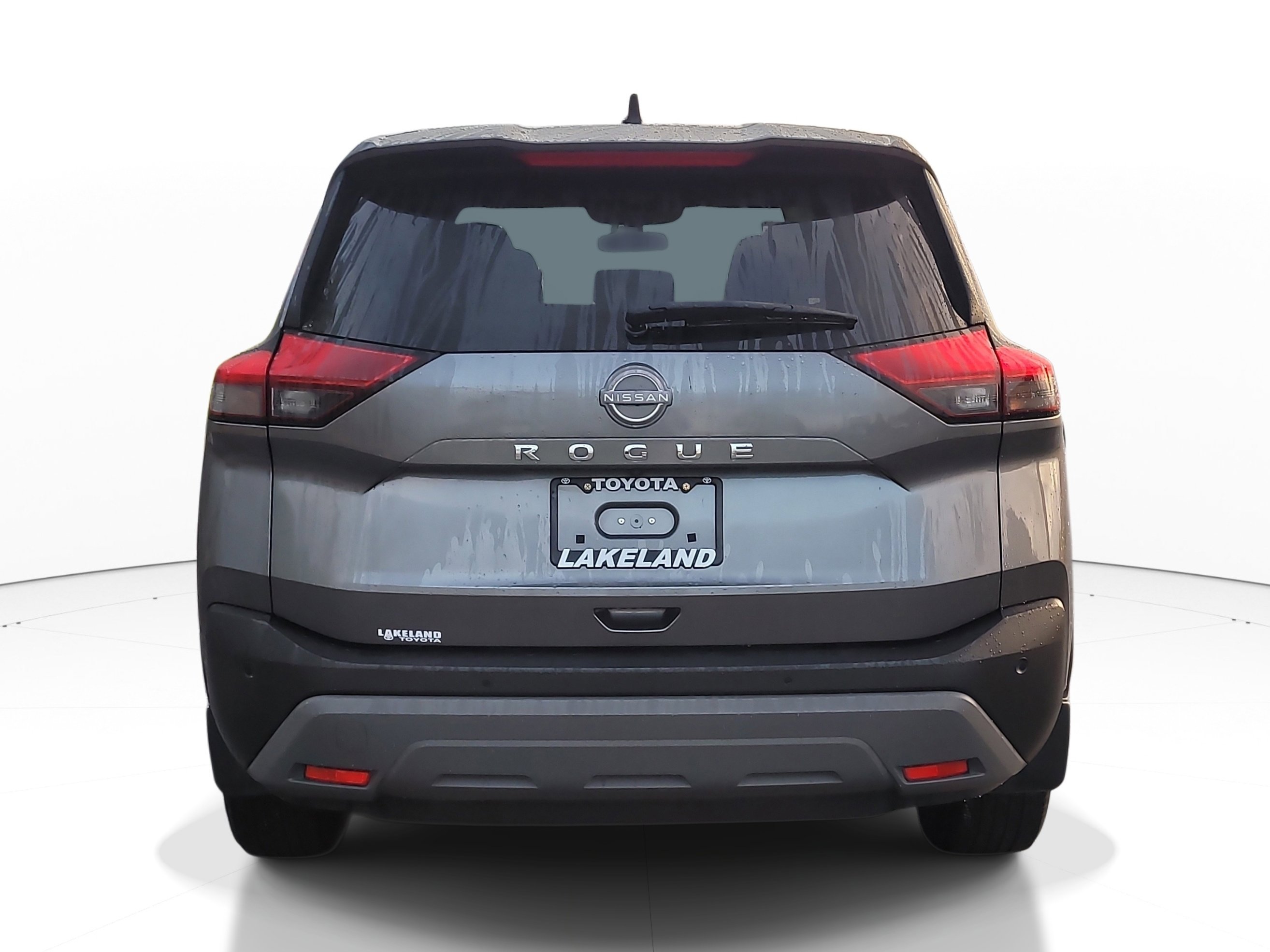 Used 2023 Nissan Rogue S image 6