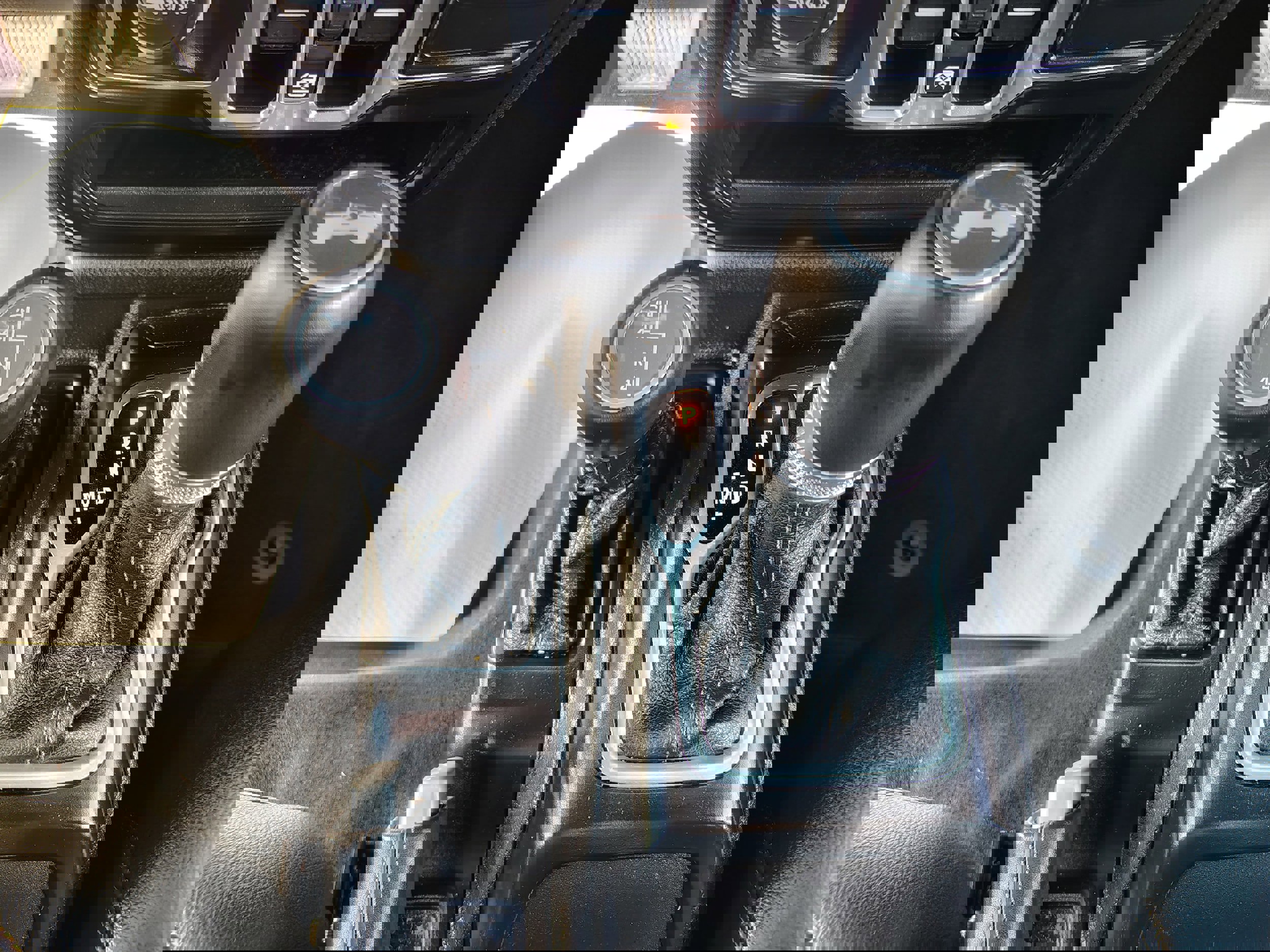 Certified 2024 Jeep Wrangler Sahara w/ Technology Group image 29