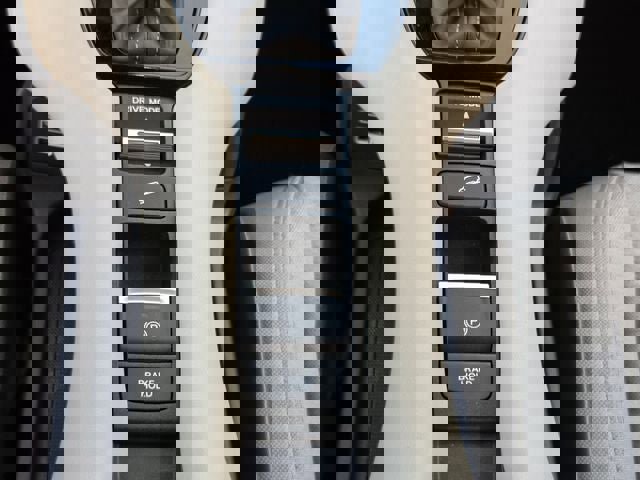 Used 2023 Honda HR-V LX image 22