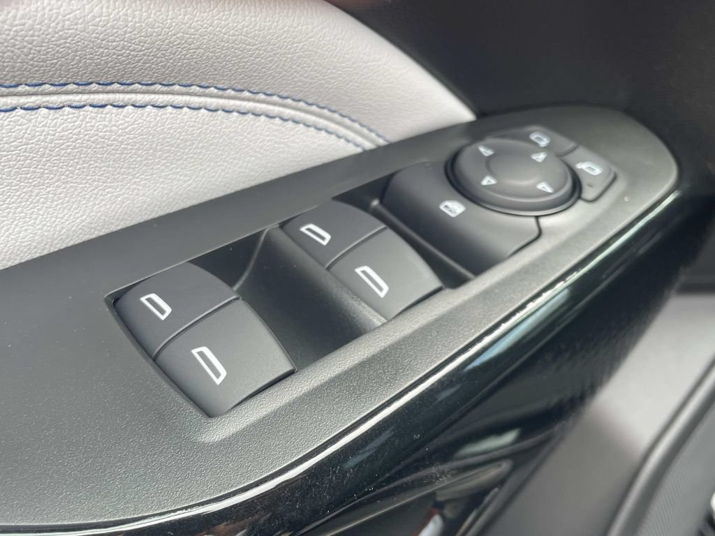 New 2026 Chevrolet Trax LT w/ Driver Confidence Package FWD image 14