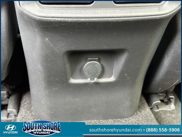 Used 2021 Toyota RAV4 LE image 14