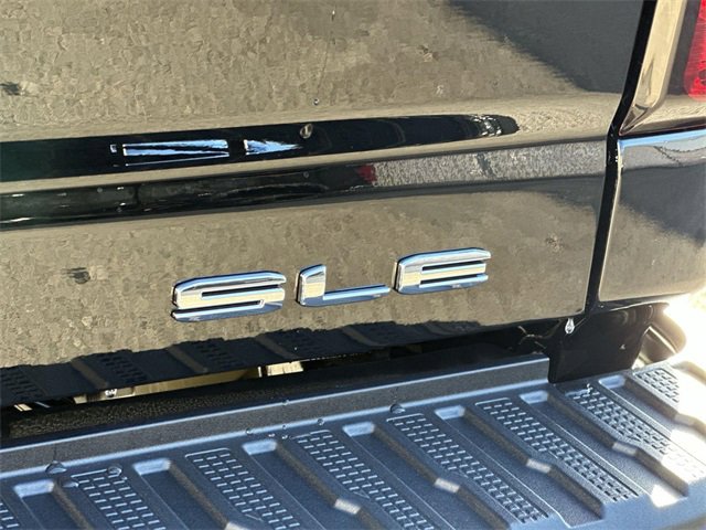 New 2026 GMC Sierra 2500 SLE w/ SLE Value Package; image 27