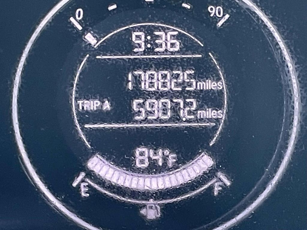 Used 2016 Honda HR-V LX image 37