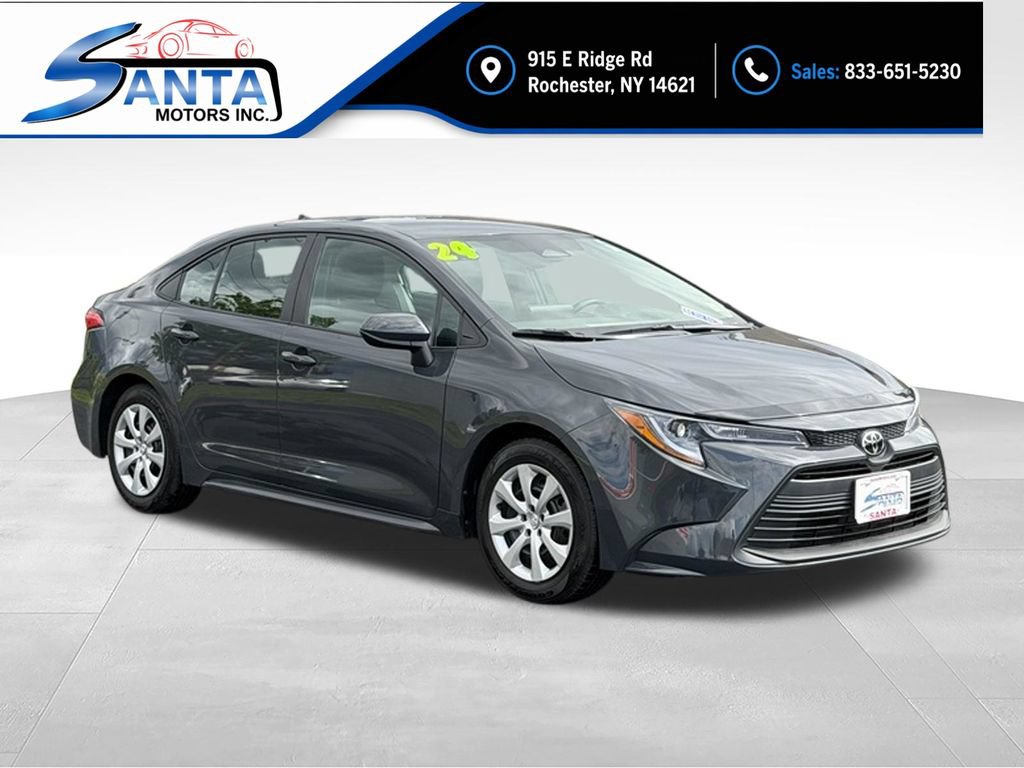 Used 2024 Toyota Corolla LE FWD image 3