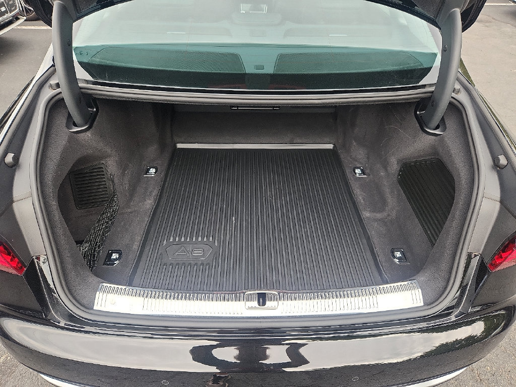 Certified 2023 Audi A8 L 3.0T AWD/4WD image 27