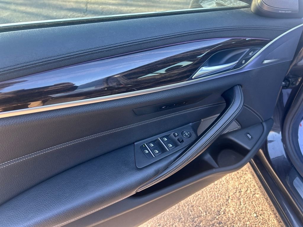 Used 2017 BMW 540i image 10