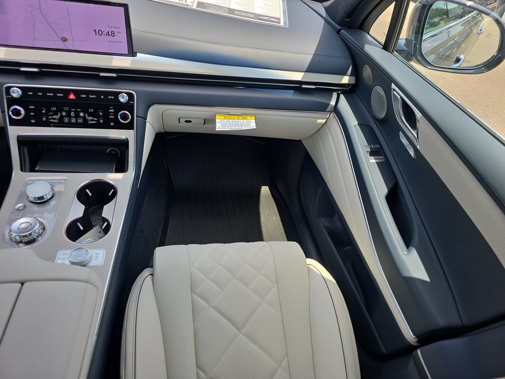 New 2027 Genesis GV80 3.5T Prestige AWD/4WD image 16