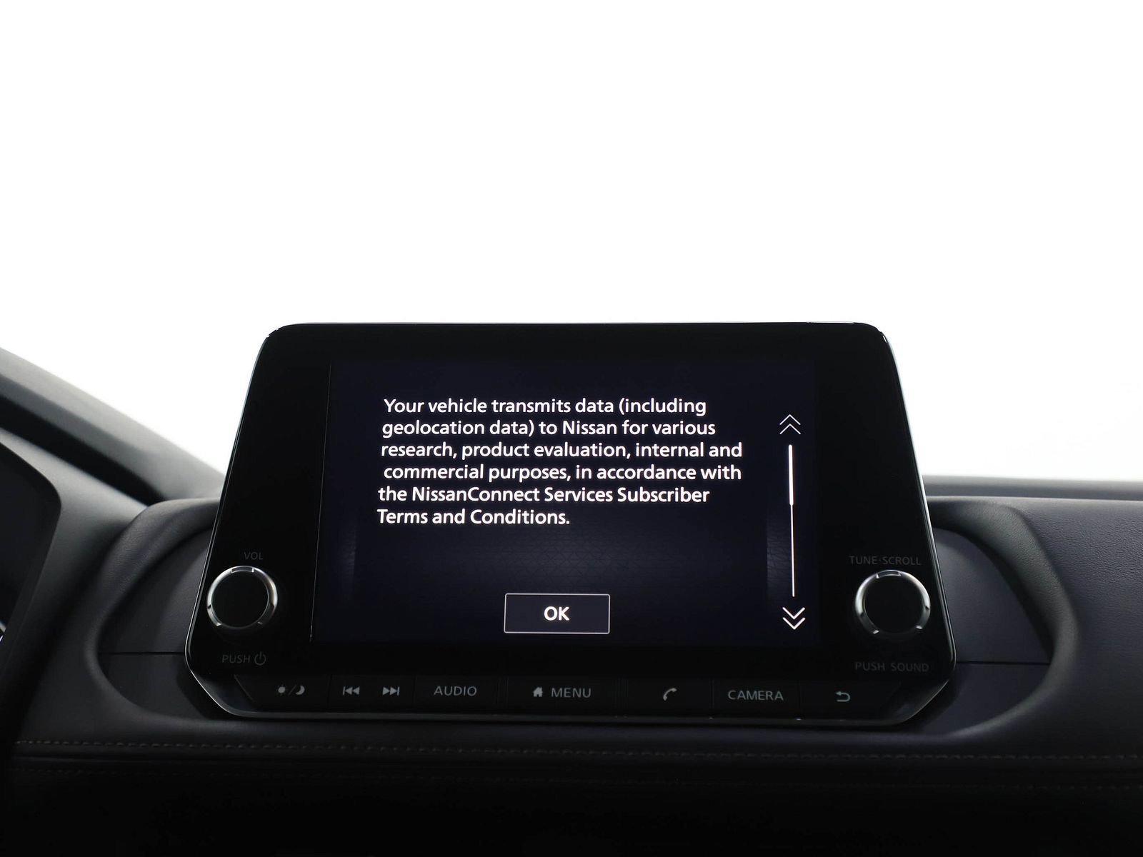 Used 2025 Nissan Rogue SV image 17