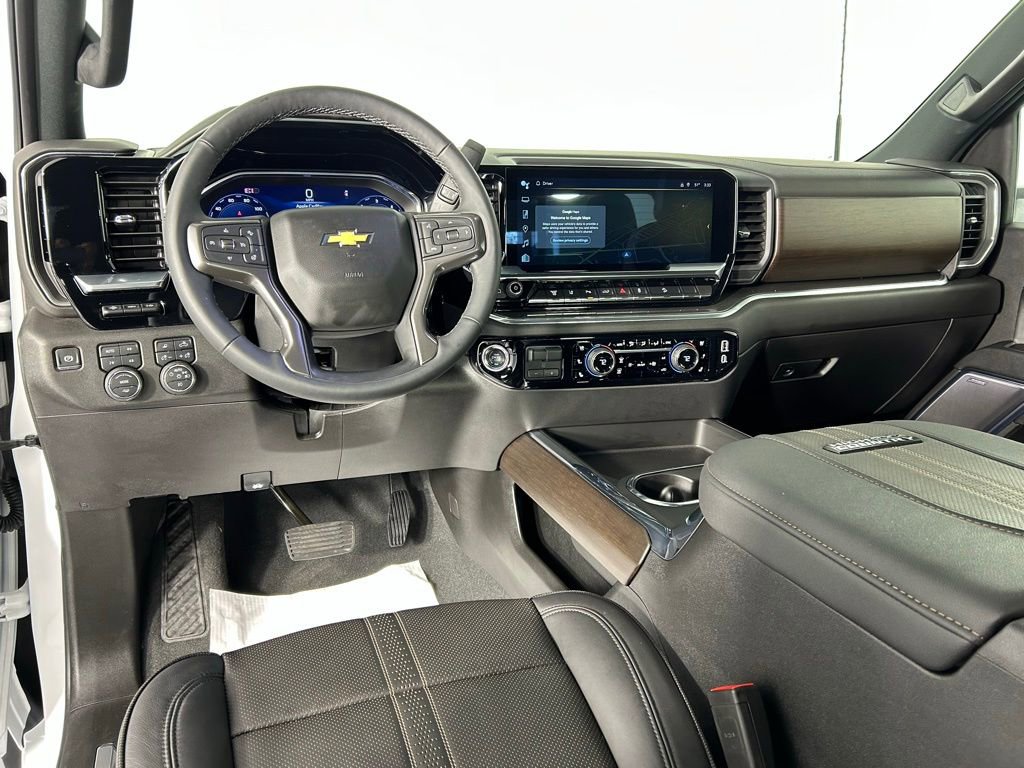 Used 2024 Chevrolet Silverado 2500 High Country w/ High Country Premium Package image 19