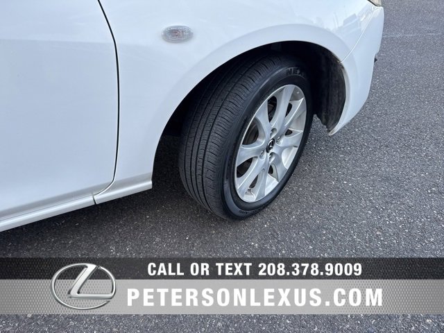 Used 2014 MAZDA MAZDA2 Touring image 10