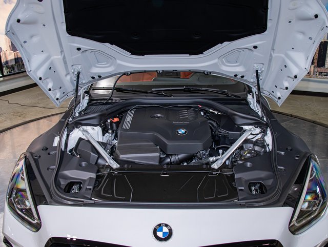 New 2026 BMW Z4 sDrive30i w/ Premium Package RWD image 7