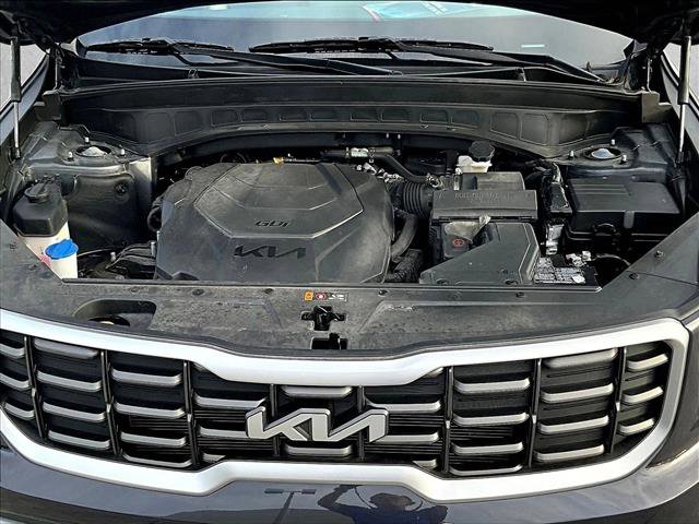 Used 2025 Kia Telluride S image 9