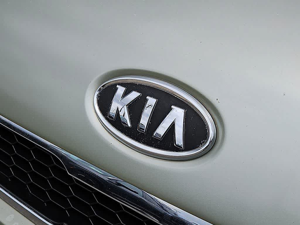 Used 2010 Kia Soul ! FWD image 30