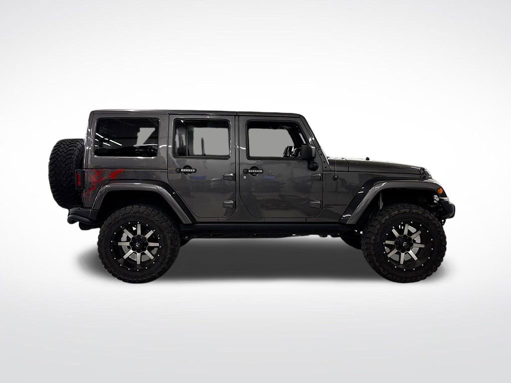 Used 2016 Jeep Wrangler Unlimited Sahara image 6