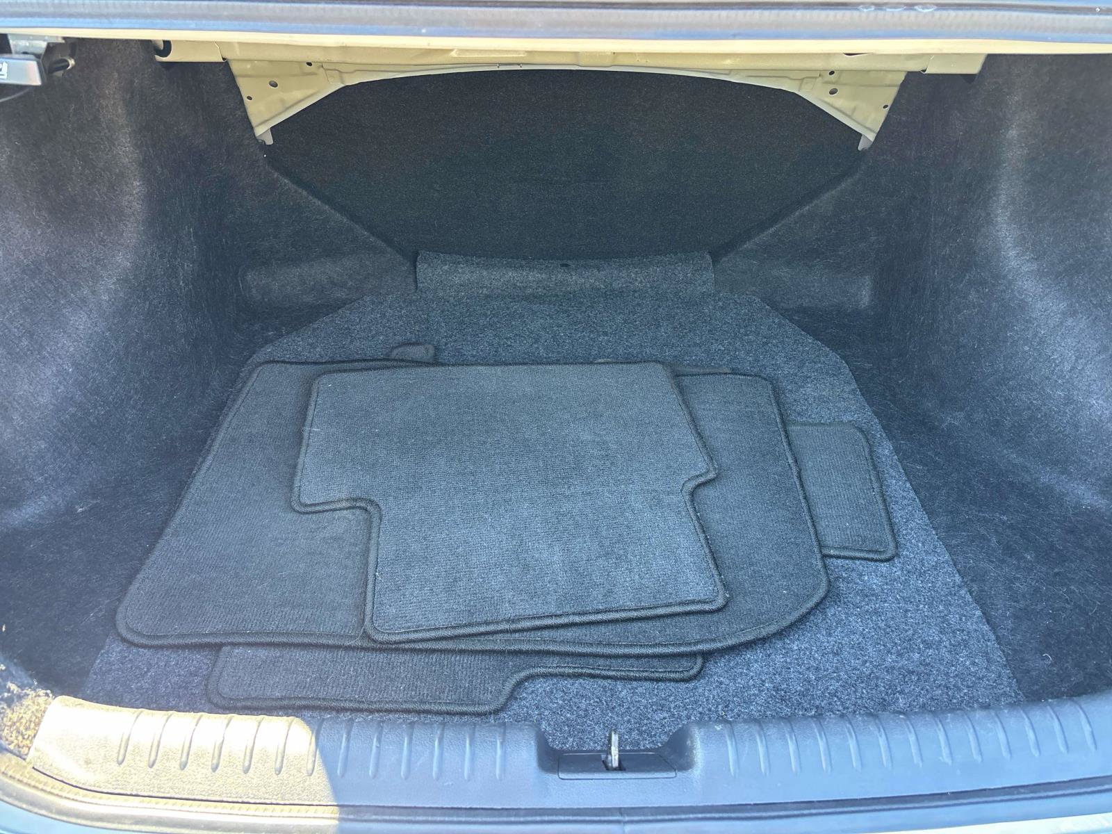 Used 2014 Honda Civic LX image 9