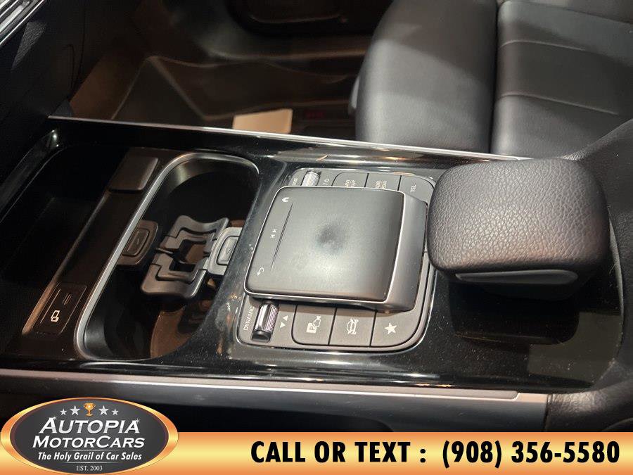 Used 2021 Mercedes-Benz GLB 250 image 34