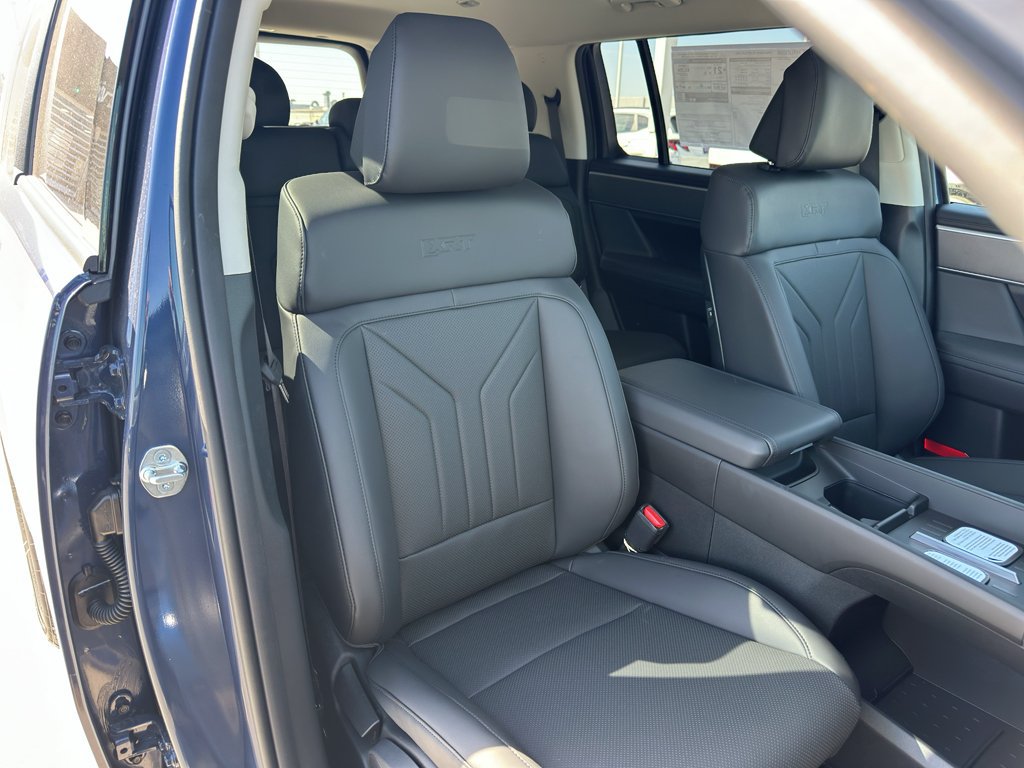 New 2026 Hyundai Santa Fe XRT AWD/4WD image 31