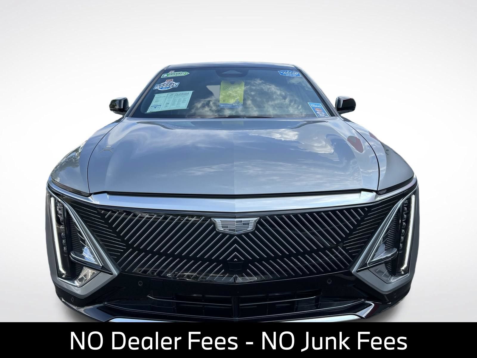 Used 2024 Cadillac Lyriq Tech AWD/4WD image 4