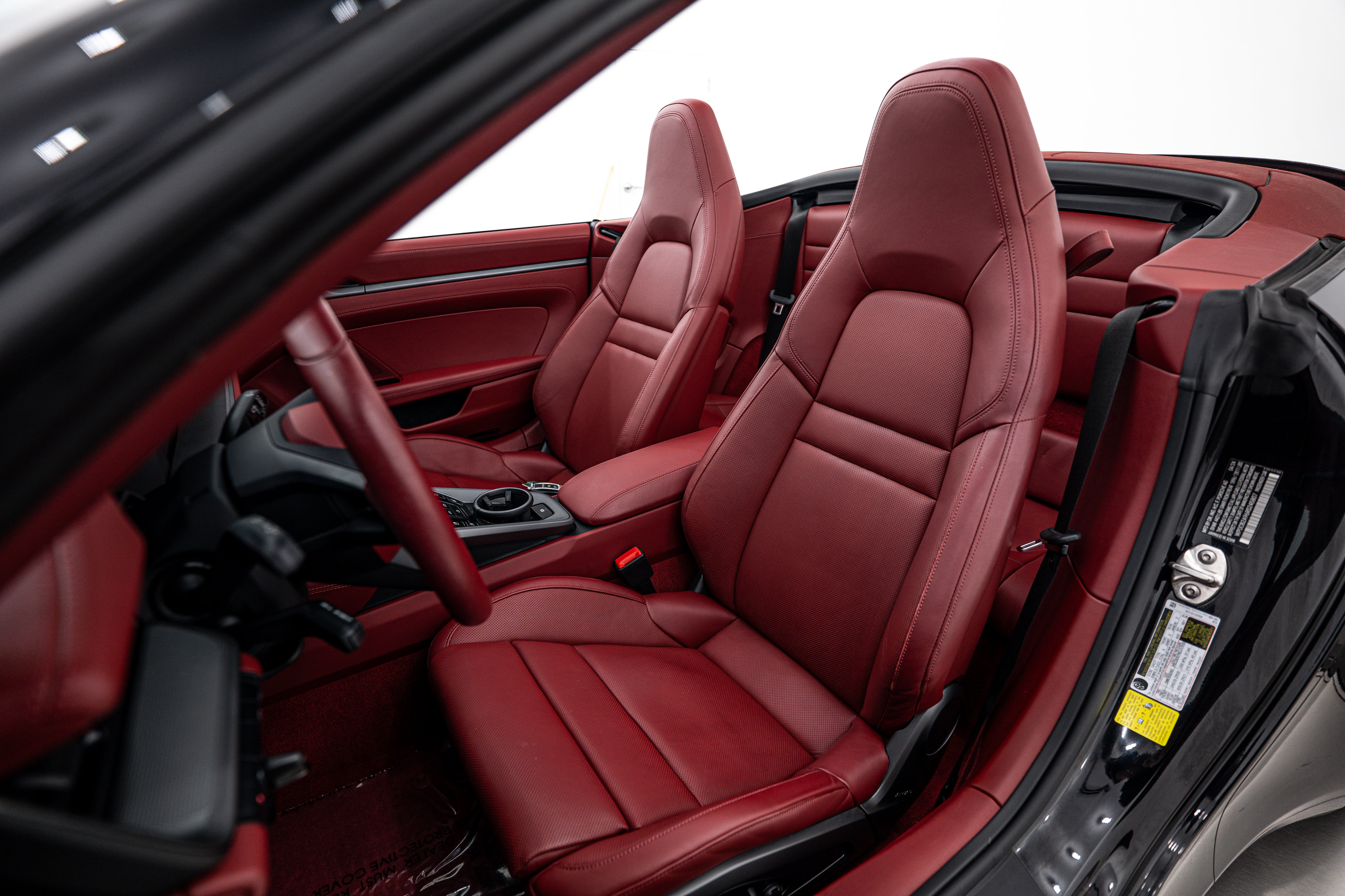 Certified 2024 Porsche 911 Carrera S RWD image 5