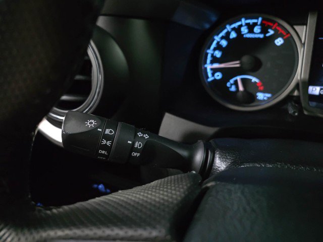 Used 2019 Toyota Tacoma SR5 image 22