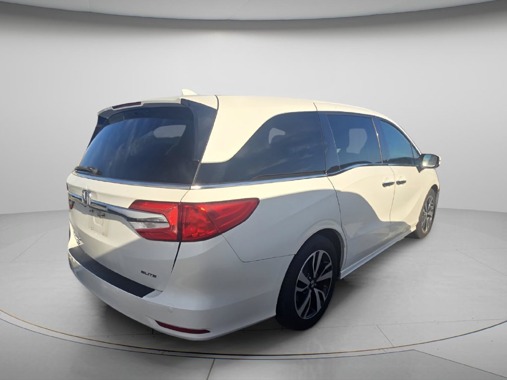 Used 2019 Honda Odyssey Elite image 3