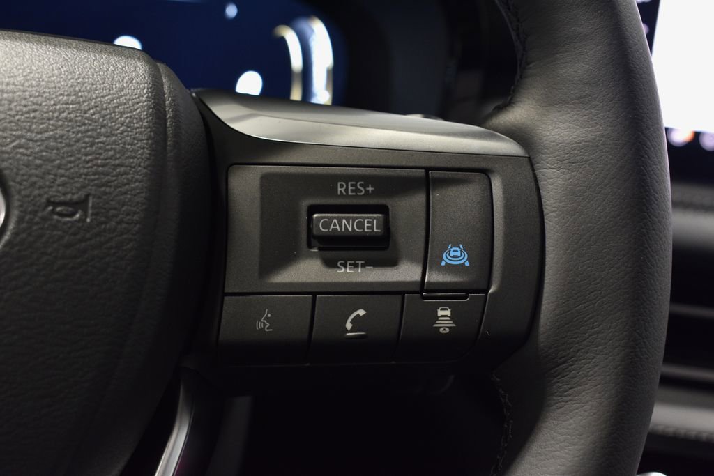 New 2026 INFINITI QX60 Luxe w/ Family Package image 19