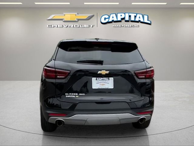 Used 2025 Chevrolet Blazer LT AWD/4WD image 5