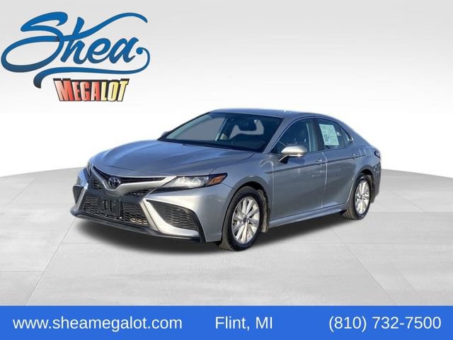 Used 2023 Toyota Camry SE image 1