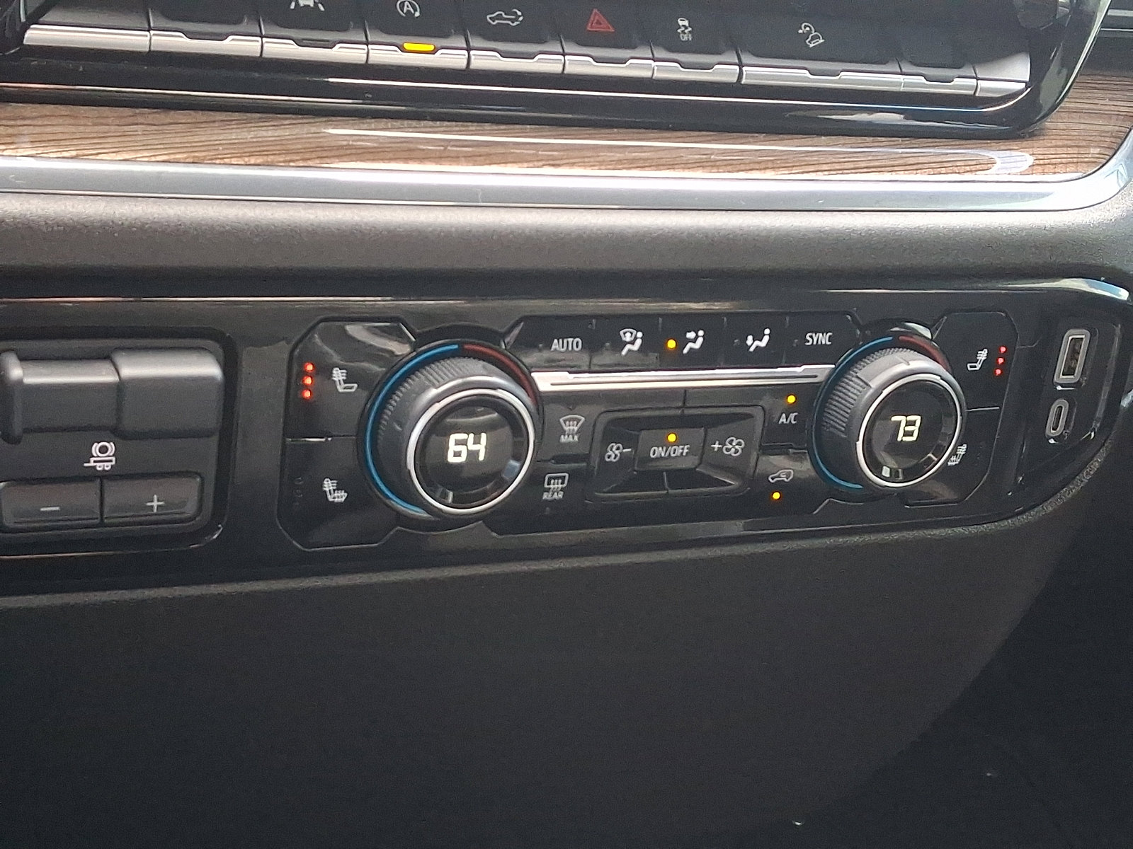 Certified 2025 Chevrolet Silverado 1500 RST w/ Z71 Off-Road Package image 15