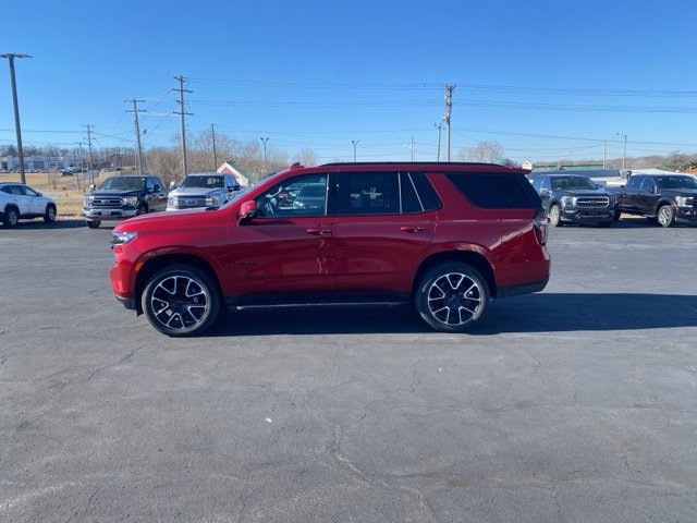Used 2024 Chevrolet Tahoe RST w/ Luxury Package image 2