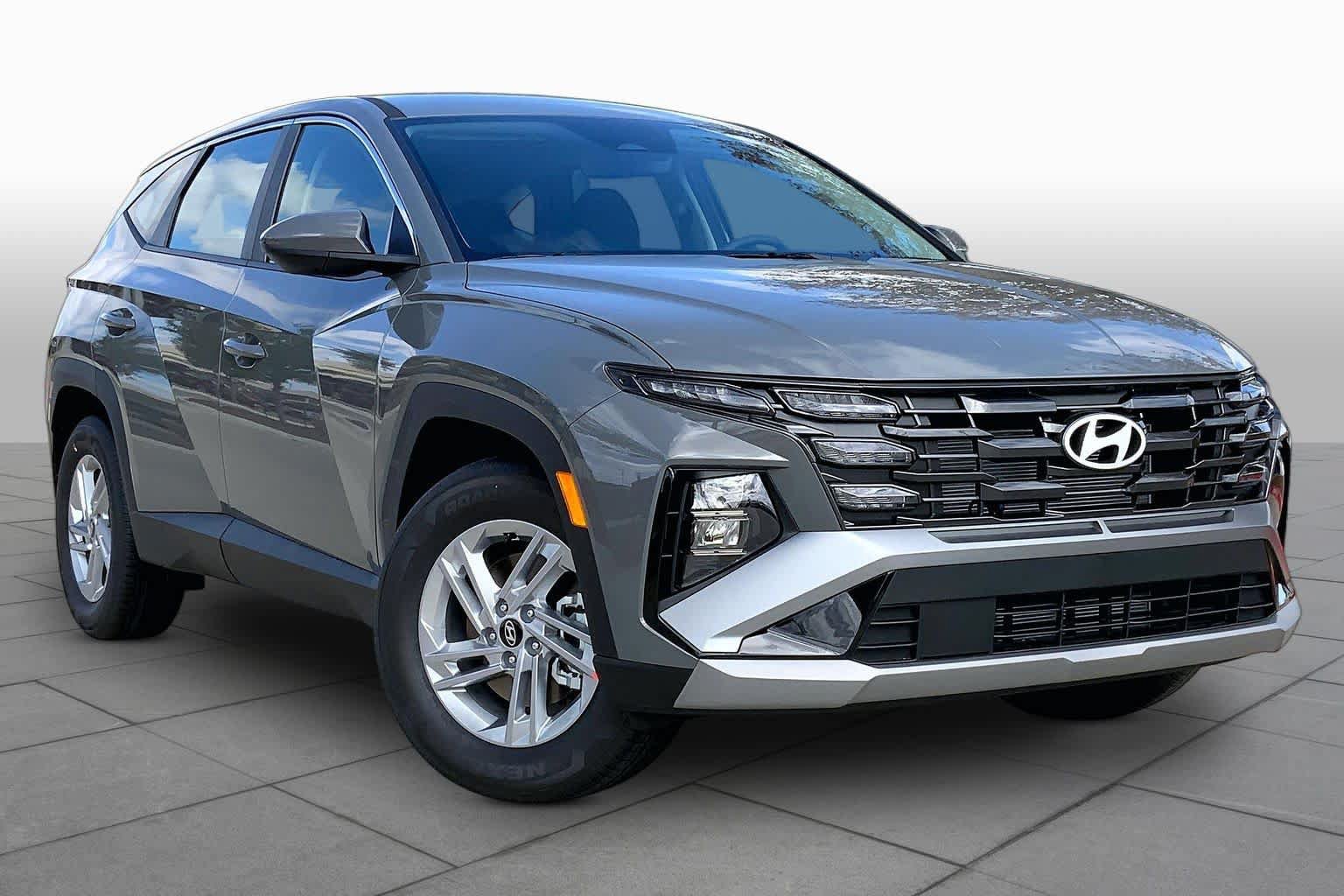 New 2026 Hyundai Tucson SE FWD image 2