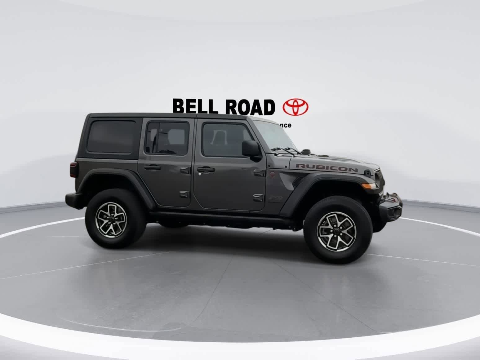 Used 2024 Jeep Wrangler Unlimited Rubicon image 9