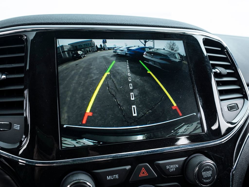 Used 2021 Jeep Grand Cherokee Limited image 37