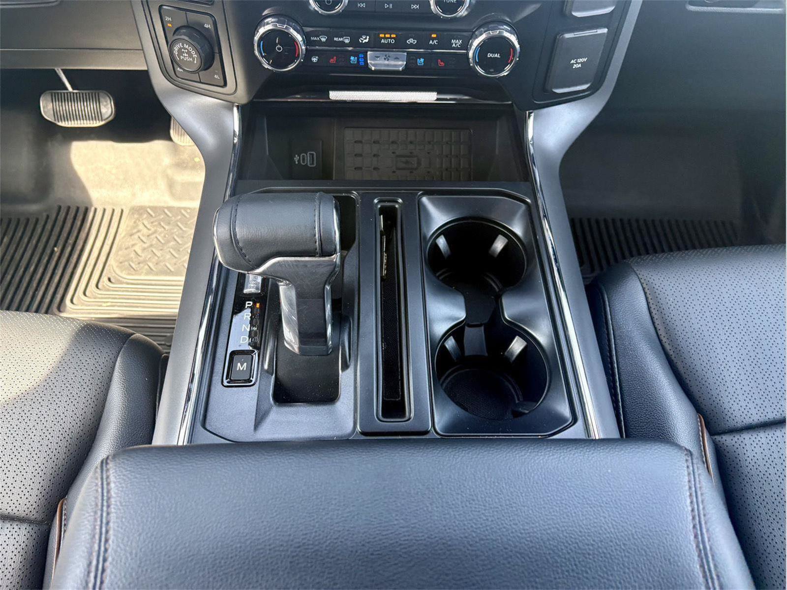 Used 2021 Ford F150 Lariat RWD image 10