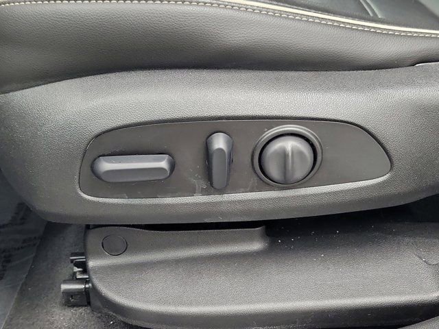 Used 2018 GMC Acadia Denali w/ Technology Package image 23