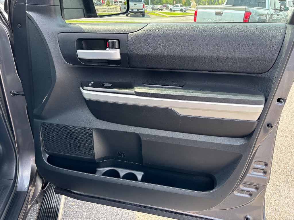 Used 2017 Toyota Tundra SR5 AWD/4WD image 38