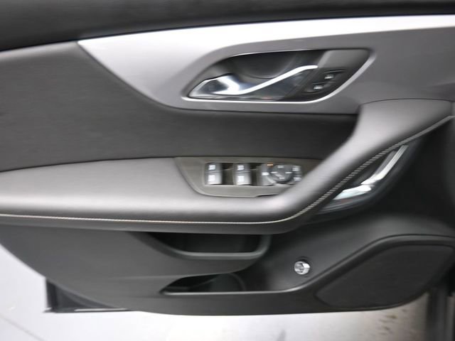 Used 2023 Chevrolet Blazer LT image 13