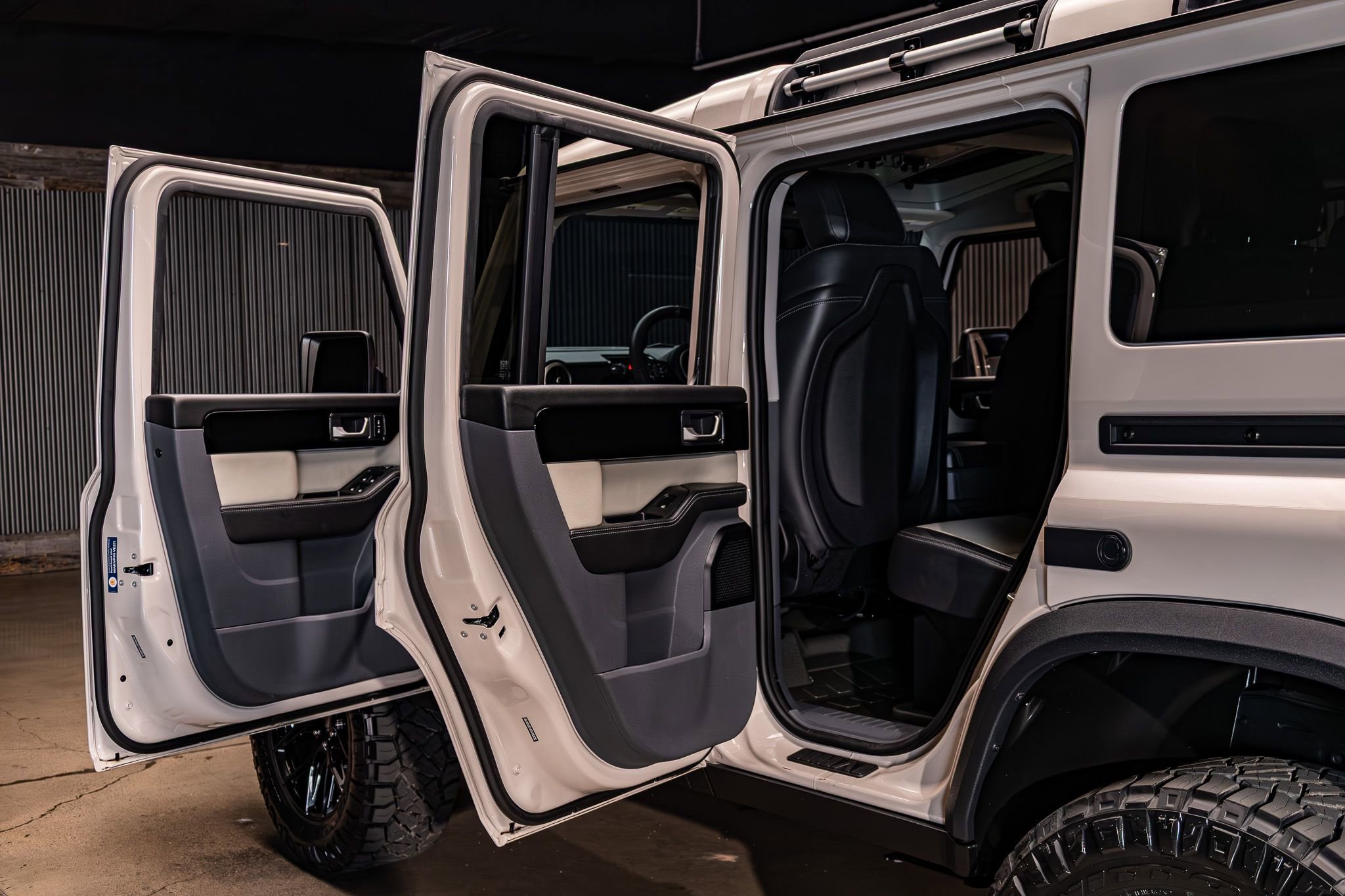 Used 2025 INEOS Grenadier image 27